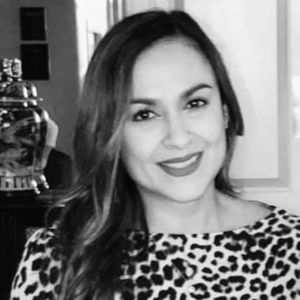 Meet your Posher, Julia